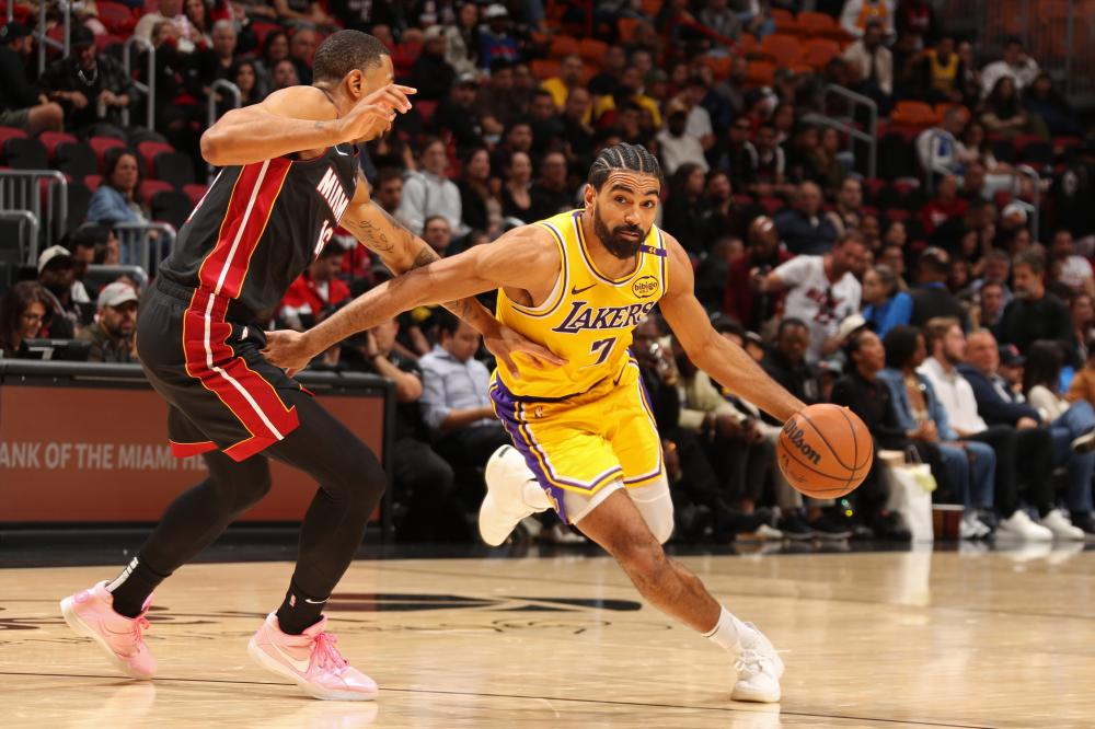 员在国际比 员在国际比