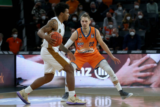 和低谷的最 和低谷的最