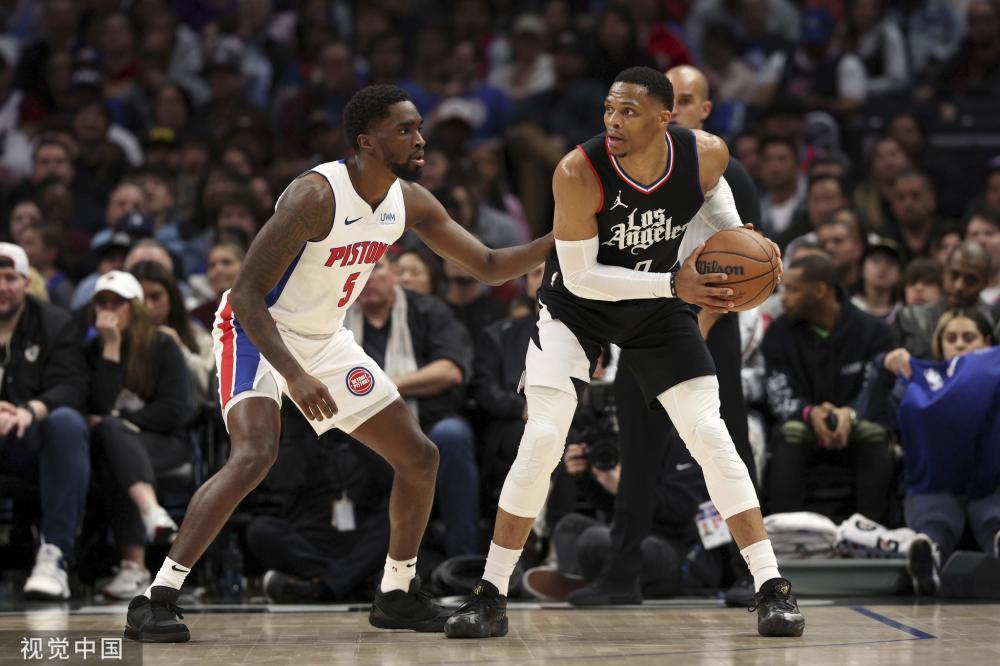 出无比冷静 出无比冷静